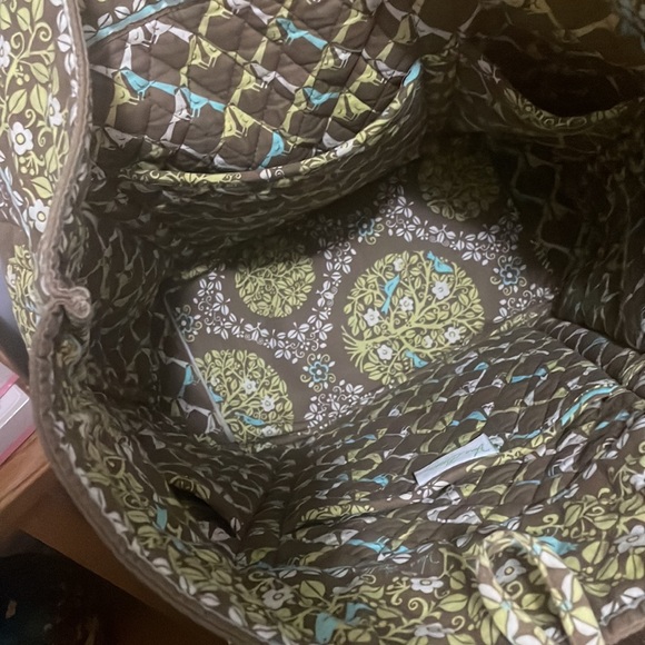 Vera Bradley large tote - Picture 6 of 6